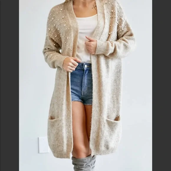 Pearl Cream Cardigan - Picture 3 of 14